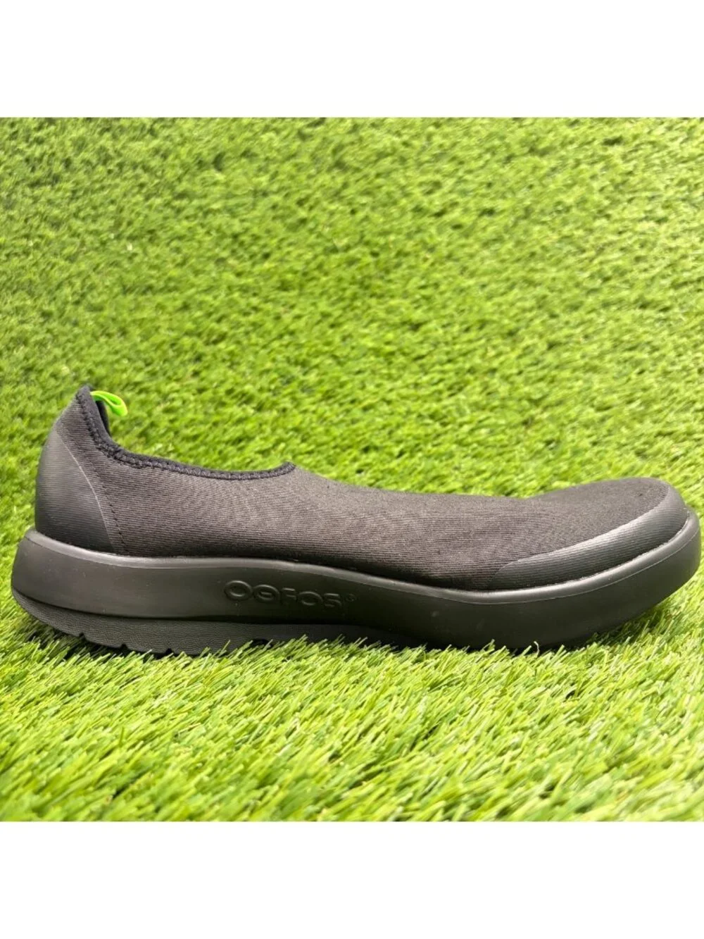 OOFOS OOmg Fibre Low Mens Size 10 Black Casual Walking Slip On Recovery Shoes